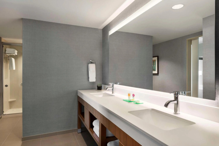 Hyatt Place Virginia Beach Town Center photo 10