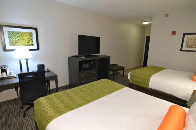 Best Western Plus Liberal Hotel & Suites
