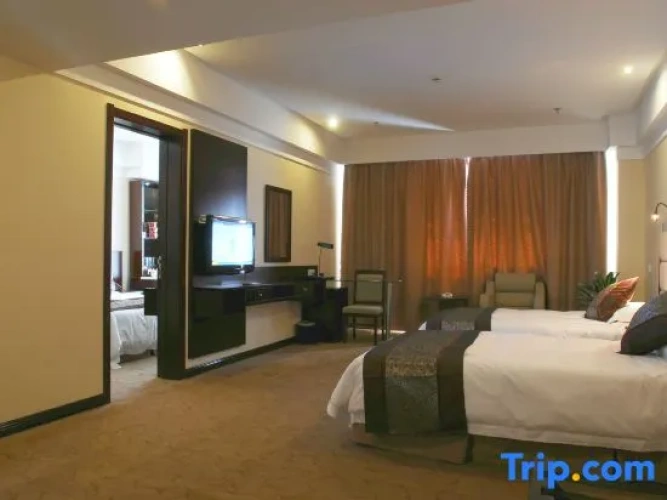Triple Suite