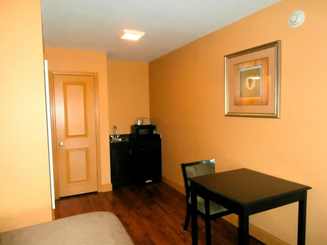 Griffin Inn and Suites
