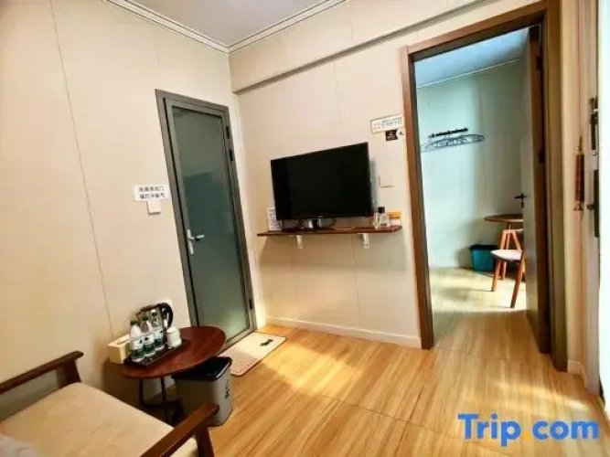 2 Bedrooms Suite