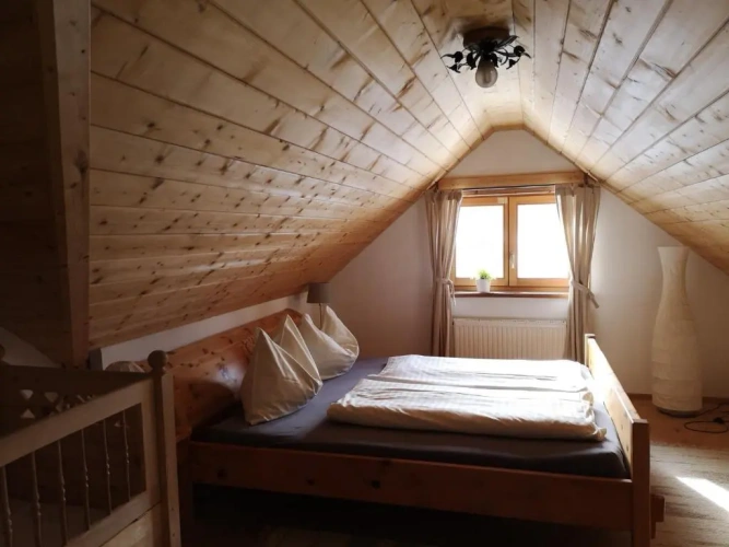 3 Bedrooms Cottage