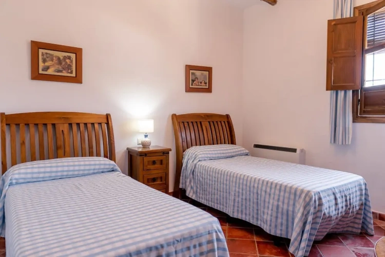 2 Bedrooms Classic Cottage