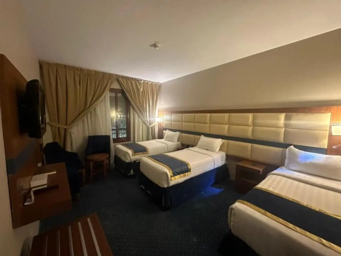 Triple room