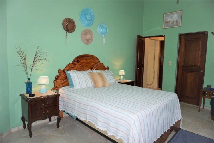2 Bedroom 'Bird Watching Vacation' Villa