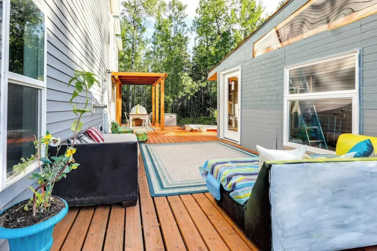 Delta Junction Rental w/ Shared Pool & Hot Tub!