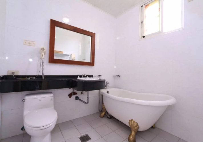 Fangyi Homestay