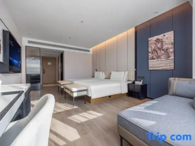 Premier Twin room