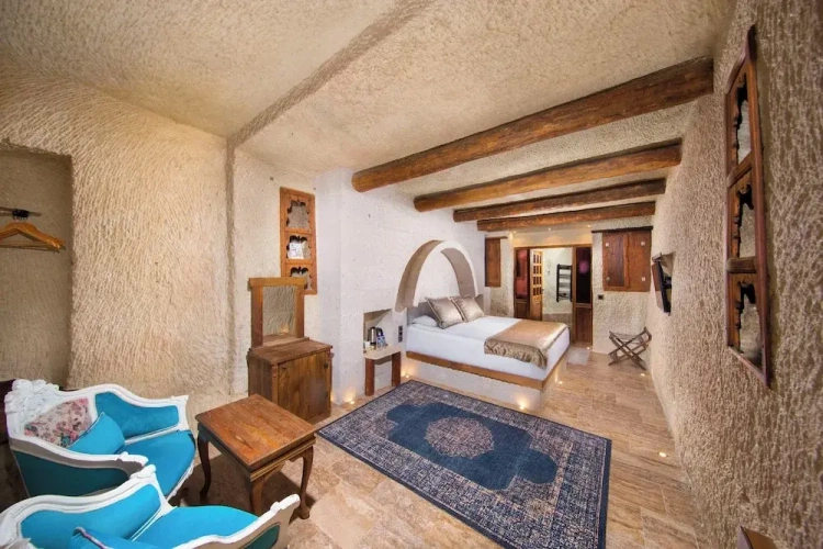 Comfort room