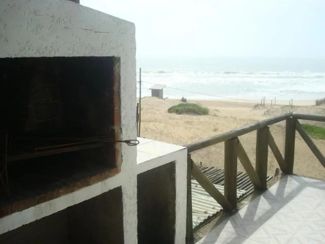 1 Bedroom Apartment with sea view