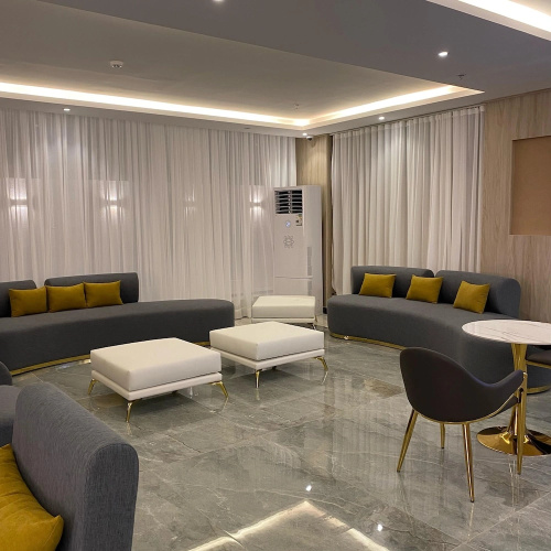 Diamond Corners Circular Hotel
