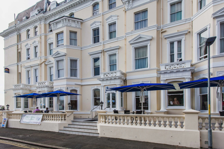 Clifton Hotel