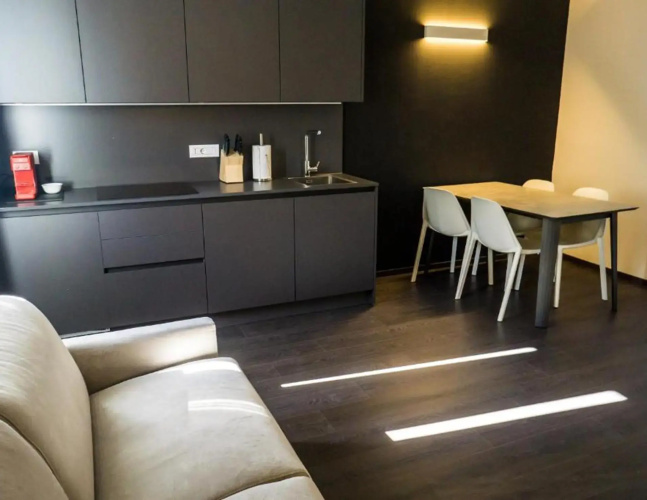 Venice Terminal Apartments & Suites