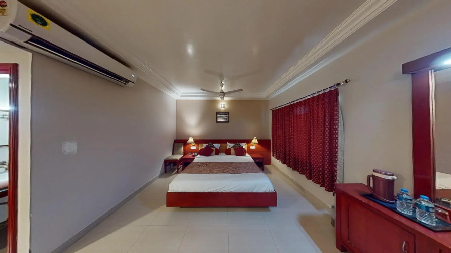 Hotel Green Palace
