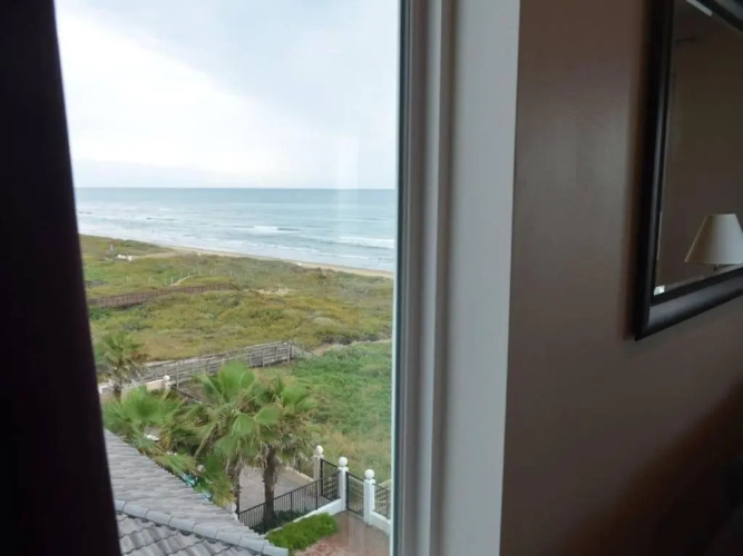 5 BEDROOM BEACHFRONT CONDO - 2nd Floor