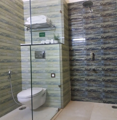 2 Bedrooms Villa with balcony