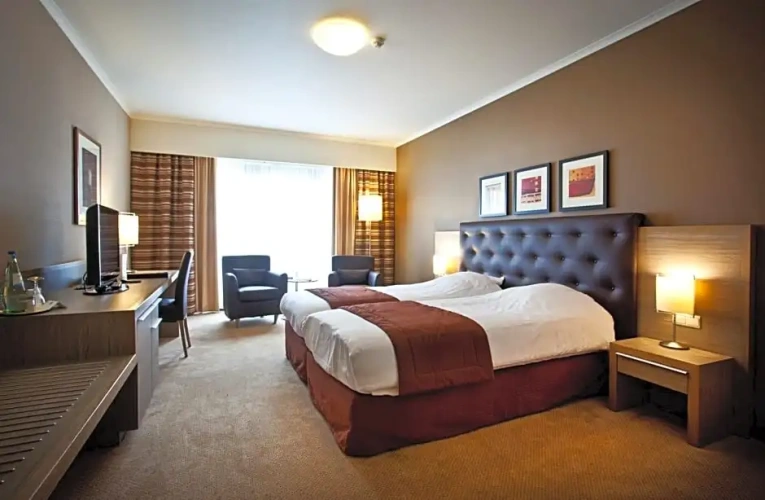 Deluxe Double Suite