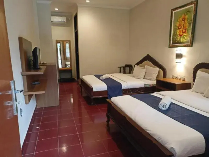 OYO 2225 Catur Adi Putra