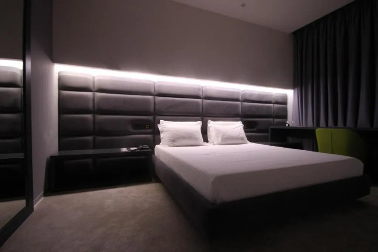 Albes Hotel