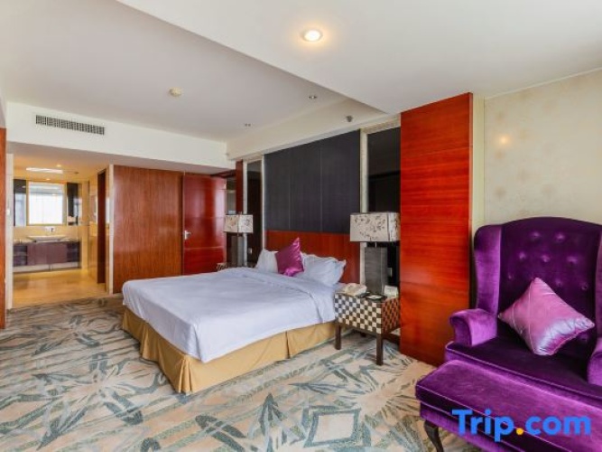 Deluxe Double Suite
