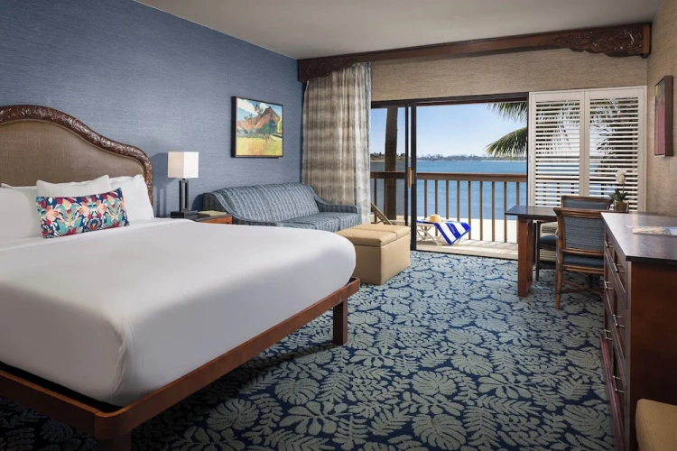 Standard Double room with balcony and beachfront