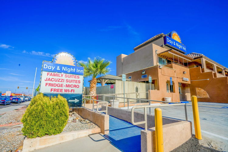 Day&Night Inn