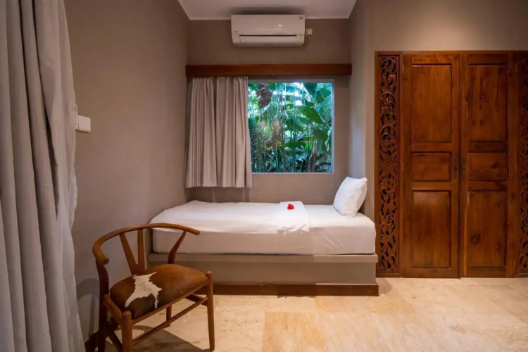 The Pandora Hotel