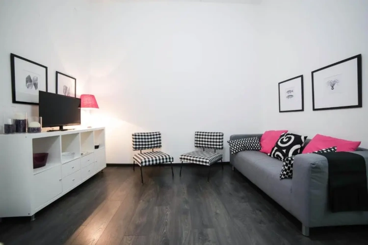 2 Bedrooms Apartment with balcony