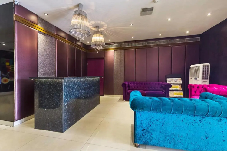 OYO Premium Karkhana Secunderabad