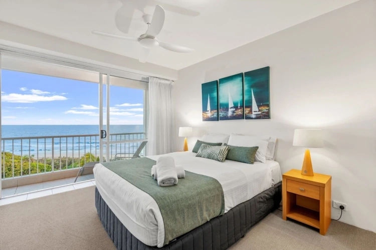 1 Bedroom Apartment with balcony and with ocean view