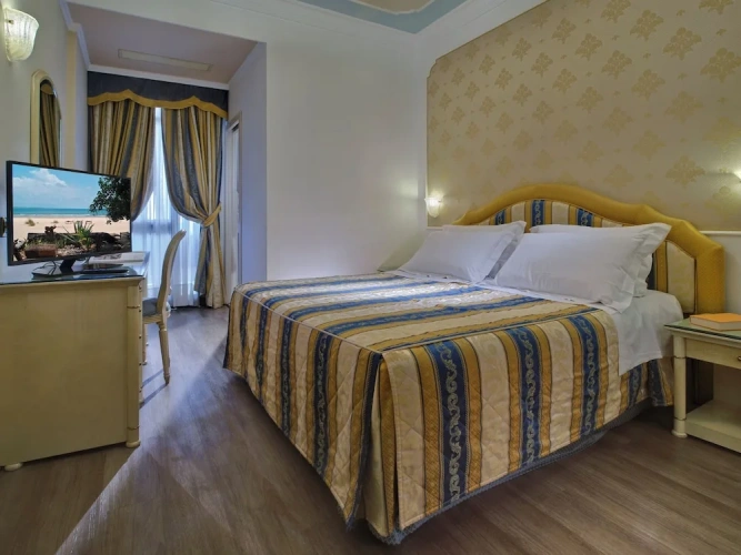 Classic Double room with balcony