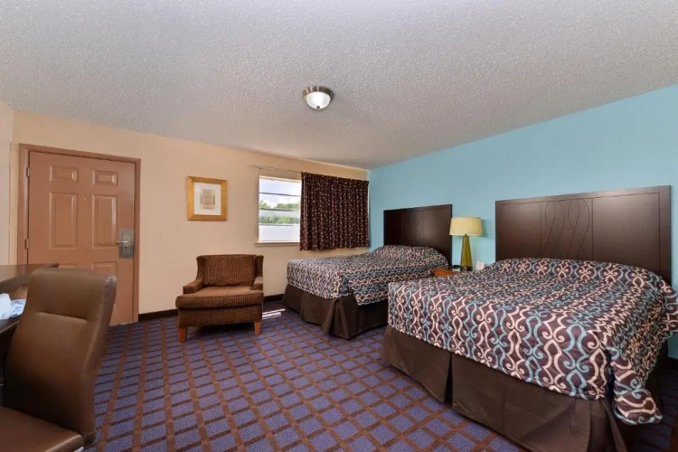 Standard Quadruple room