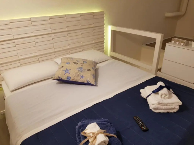 Philos - Appartements & Rooms