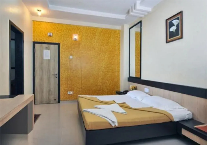 Hotel Shri Krishna
