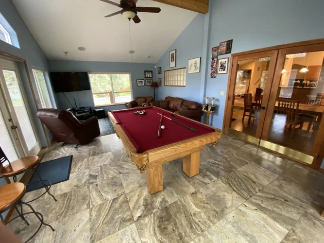 3 Bedrooms Cottage