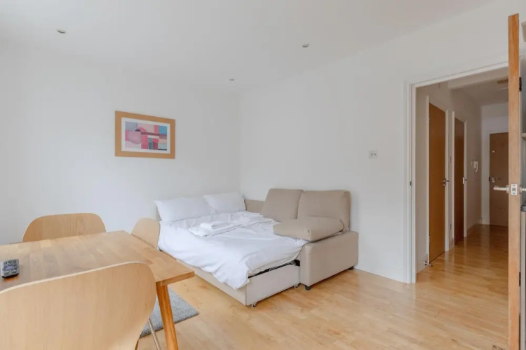 Bright and Spacious 1BD Flat - Camden