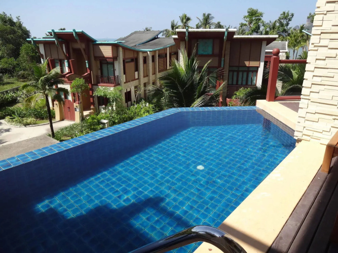 Amatapura Luxury Beachfront Resort