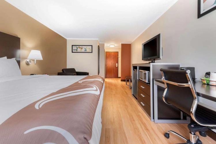 Quality Inn Fairborn near Wright Patterson AFB