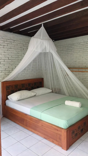 Jungle House - surf & stay