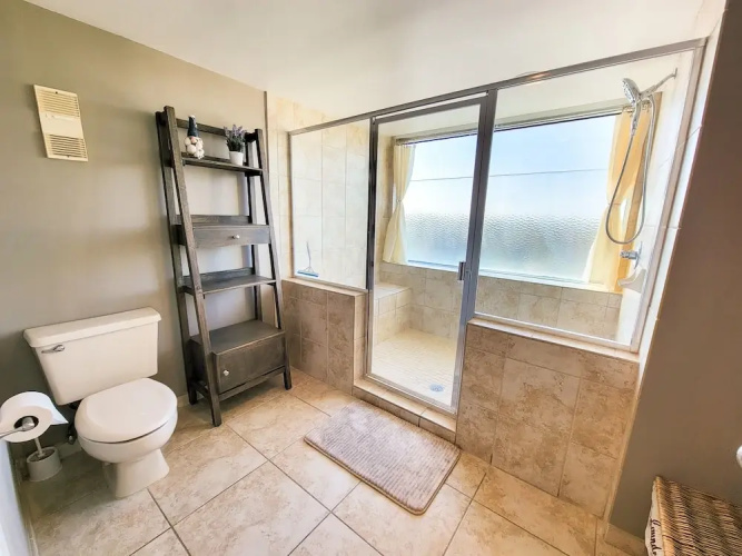 1201 South Hampton 2 Bedroom Condo
