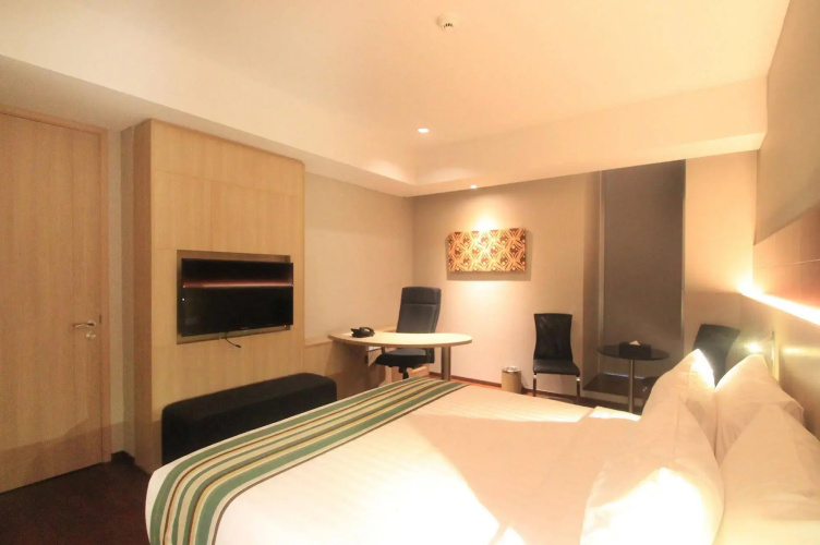 Luxury Apartment By Mediapura