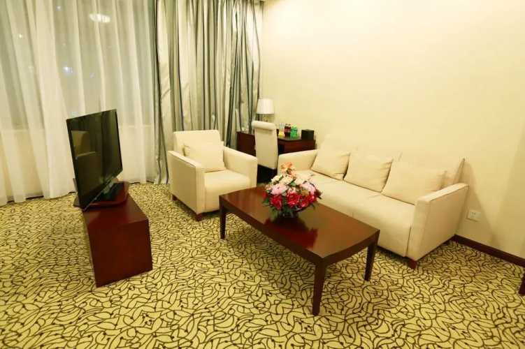 Central Business Hotel