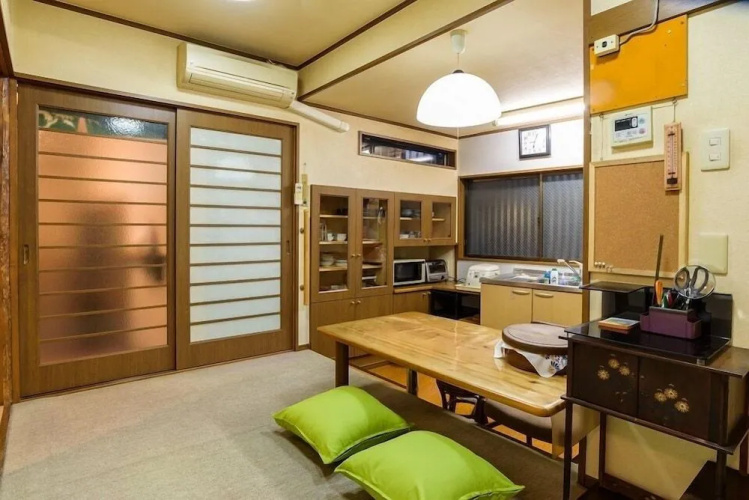 Shibuya House OMURO