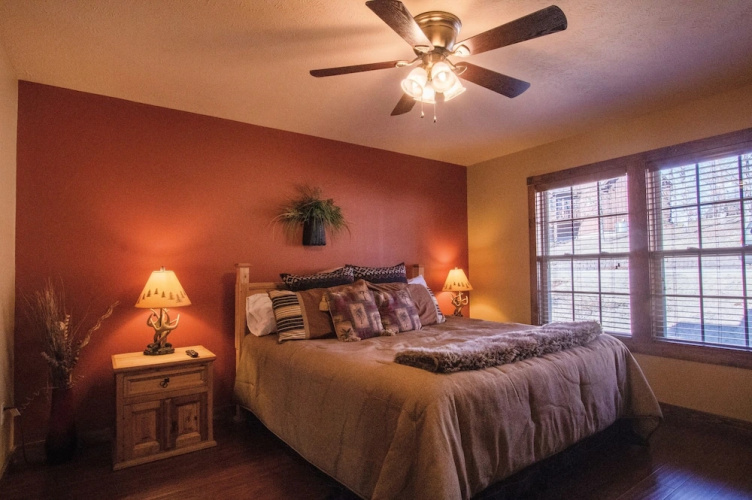 Lazy Time Lodge 4 Bedroom Cabin
