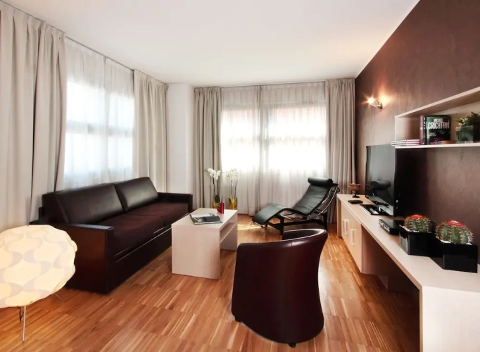 Quadruple Apartment