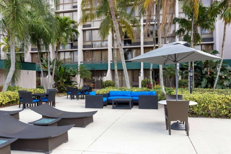 Ramada West Palm Beach Airport photo 17