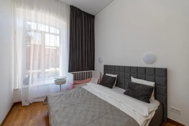 Bibliotheque 1BD Apartment by Hostlovers
