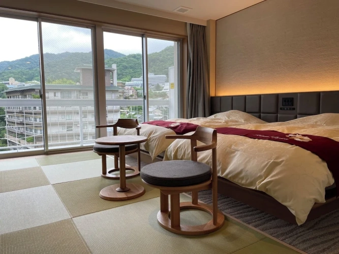 Superior Twin room with mountain view