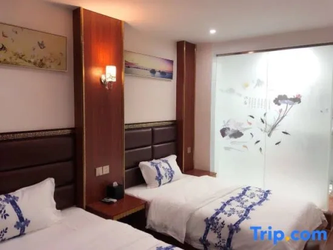 Premier room
