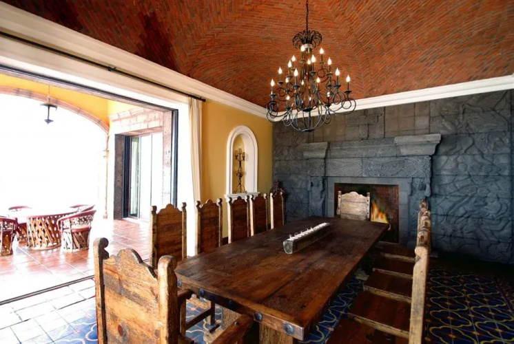 Hacienda Cerritos